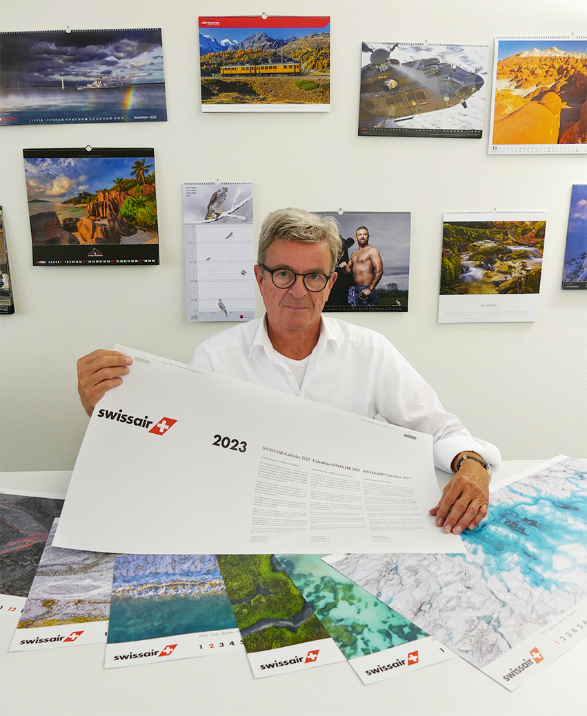 Jürg Vollenweider mit dem Swissair Kalender